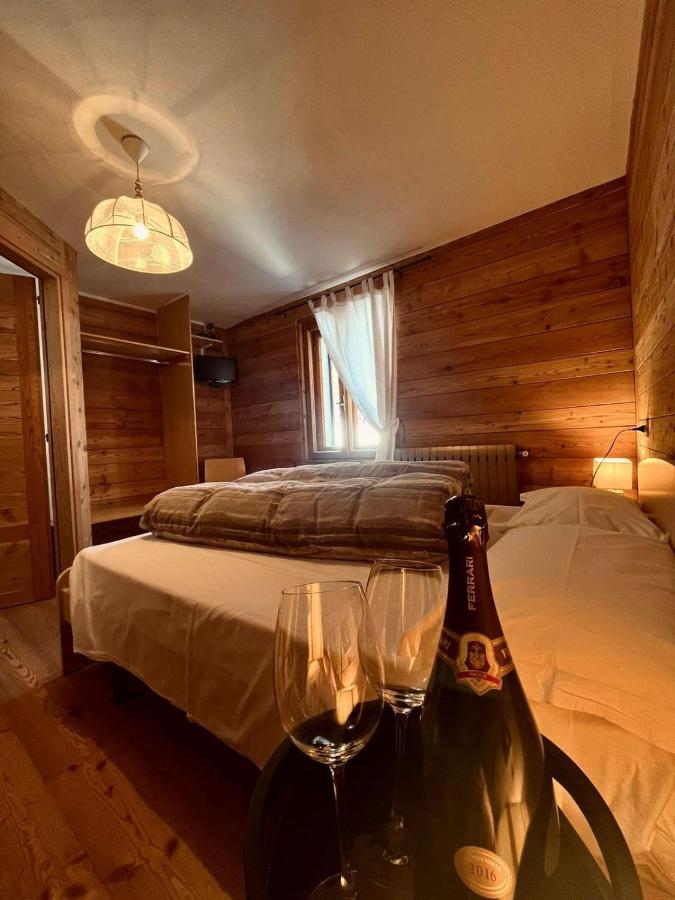 Sasso Nero Hotel คีเอซา อิน วัลมาเลนโก ภายนอก รูปภาพ
