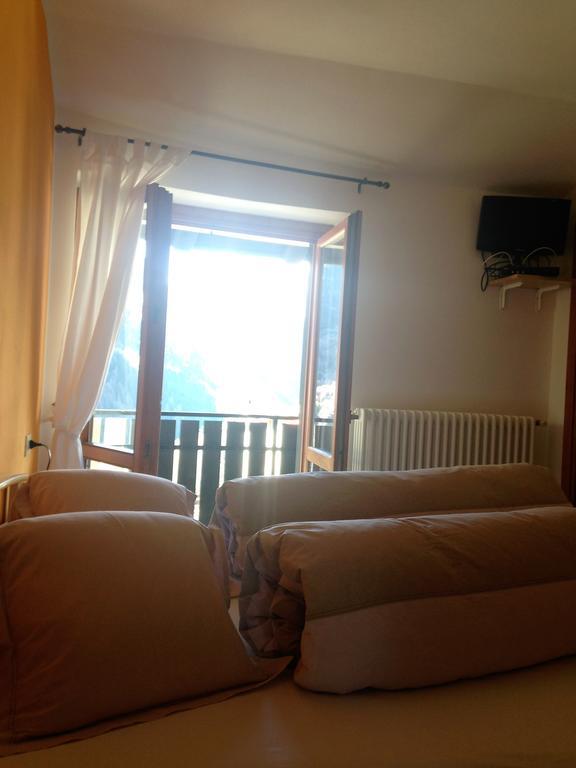 Sasso Nero Hotel คีเอซา อิน วัลมาเลนโก ภายนอก รูปภาพ